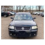 2005 VOLKSWAGEN PASSAT GLX (NO RESERVE)