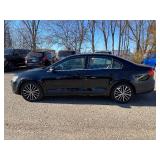 2012 VOLKSWAGEN JETTA SEL *Prior Certified Pre-Owned* (NO RESERVE)