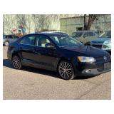 2012 VOLKSWAGEN JETTA SEL *Prior Certified Pre-Owned* (NO RESERVE)