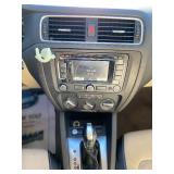 2012 VOLKSWAGEN JETTA SEL *Prior Certified Pre-Owned* (NO RESERVE)