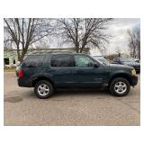 2004 FORD EXPLORER XLT *No Accidents | 4x4* (NO RESERVE)