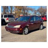 2007 FORD FOCUS ZX5 S *No Accidents* (NO RESERVE)
