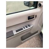 2008 FORD ESCAPE XLT *No Accidents* (NO RESERVE)