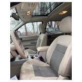 2008 FORD ESCAPE XLT *No Accidents* (NO RESERVE)