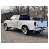 1999 FORD F-150 XL *4x4 | No Accidents* (NO RESERVE)