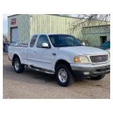 1999 FORD F-150 XL *4x4 | No Accidents* (NO RESERVE)