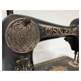 Vintage Singer Sewing Machine Lamp