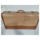 Vintage Nesting Suitcases