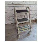 Rolling Industrial Step Stool with 3 Non-Slip Steps