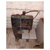 Black & Decker 7-1/2 Inch Power Band Saw