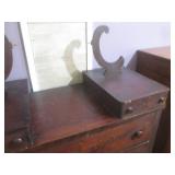 (LRB) Antique Wood Dresser with 4 M...