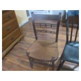 (LRF) 4 Vintage Wood Chairs - 1 Is ...
