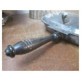 (LRF) Assorted Vintage Metal Items ...