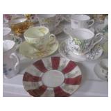 (K) Large Assortment of Vintage Cup...