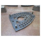 (LRB) Antique Cast Iron Irons and I...