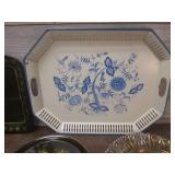 (LRB) Assorted Vintage Metal Trays ...