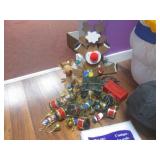 (K) 4 Ft Inflatable Snowman and Oth...