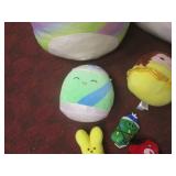 (STR) Assorted Sized SquishMallows,...