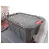 (LRF) 25 and 35 Gallon Husky Totes ...