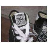 (K) New Pair of Vans Off The Wall H...