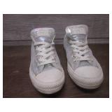 (K) Pair of Converse All Star Shoes...
