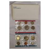 1979 Uncirculated Set from the Philadelphia and Denver Mints, which includes a dollar coin.
