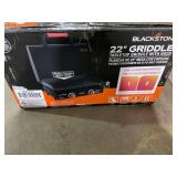 Blackstone 22 On The Go Griddle with Hood