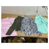 LOT OF 4 Sweaters Size S