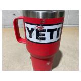 Yeti Tumbler (Transit Damage. Missing Lid)