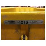 Rubbermaid Commercial 1050 Standard Duty 1 cu/yd 1000 Lb Cart