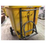 Rubbermaid Commercial 1050 Standard Duty 1 cu/yd 1000 Lb Cart