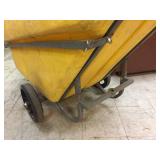 RUBBERMAID #1016 Commercial 1 cu/yd - 2000 Lb Rolling Bin