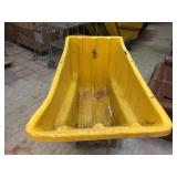 RUBBERMAID #1016 Commercial 1 cu/yd - 2000 Lb Rolling Bin