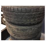 Set of 4 Cooper Discover AT3 Tires on Ford Rims 275/65R18