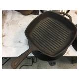 3 Pcs Cast Iron - Lodge 10SK - Gold Coast Deep Skillet - Lodge 8SGP