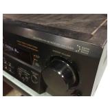 SONY STR-DE825 Receiver - Powers On
