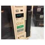 OH MY! 1988 Panasonic AG-500R Monitor/VHS Player - Works!!