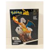POKE’MON CHARIZARD DELUXE FIGURE