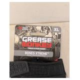 GREASE MONKEY XL BONES XTREME GLOVES