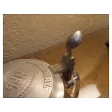 Lidded glass beer mugs