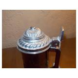 Lidded glass beer mugs