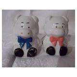 Pig salt and pepper shakers