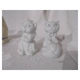 Cat figurines