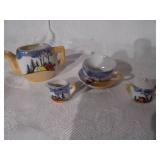 Assortment of decorative pieces