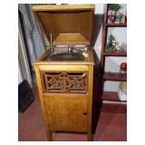 Edison Diamond Disc phonograph