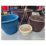 Lot of planting pots