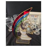Stained glass angel, glasses set