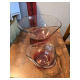 2 glass bowls, Pink
