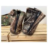 ArcticShield Classic Elite Hand Warmer & A Pair Medium Arctic Shield Boot Insulators