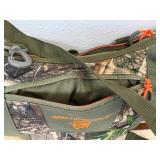 ArcticShield Classic Elite Hand Warmer & A Pair Medium Arctic Shield Boot Insulators